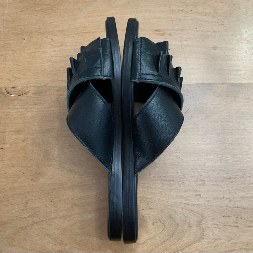 Italian Slides Black Ruffle Size 6 - Picture 3 of 12